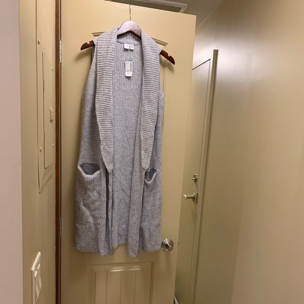 BNWT Twik (Simons) long vest, size small, has pockets!